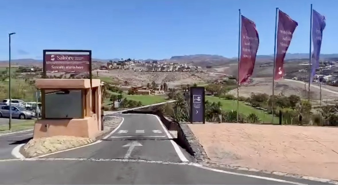Zufahrt zum Salobre Golf Resort